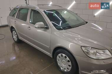 Универсал Skoda Octavia 2012 в 