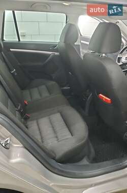 Универсал Skoda Octavia 2012 в 
