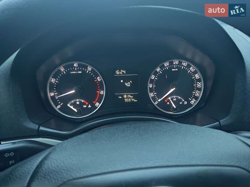 Лифтбек Skoda Octavia 2012 в Пятихатках