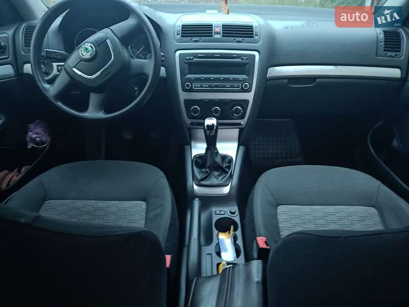 Лифтбек Skoda Octavia 2012 в Пятихатках