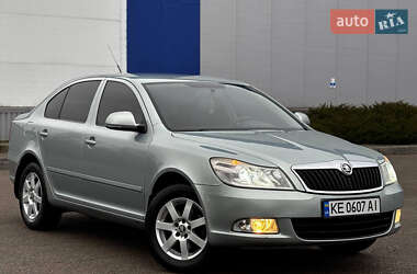 Ліфтбек Skoda Octavia 2010 в Дніпрі