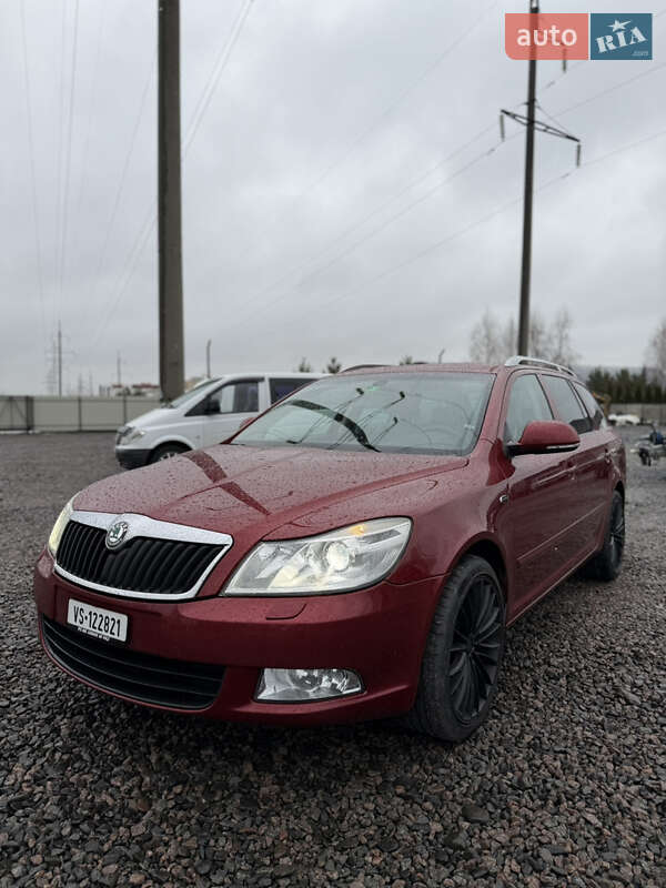 Універсал Skoda Octavia 2009 в Луцьку