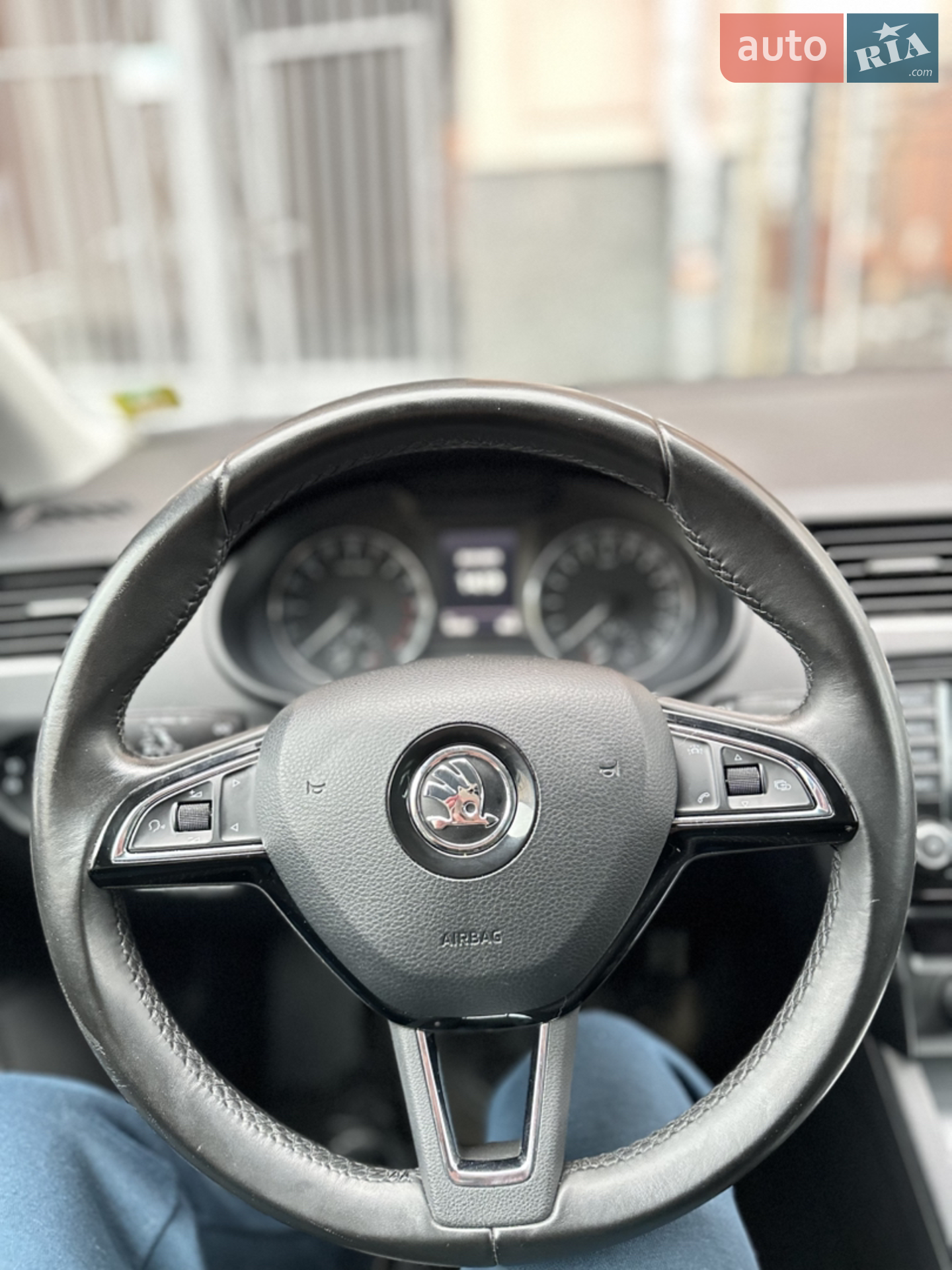 2016 Skoda Octavia - мініатюра 12