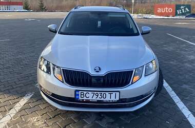 Универсал Skoda Octavia 2018 в Золочеве