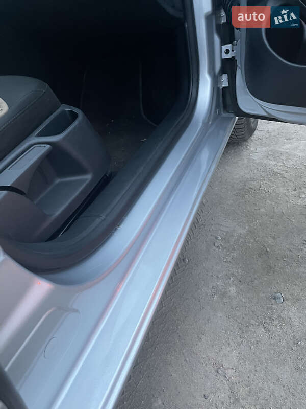 Універсал Skoda Octavia 2010 в Вознесенську