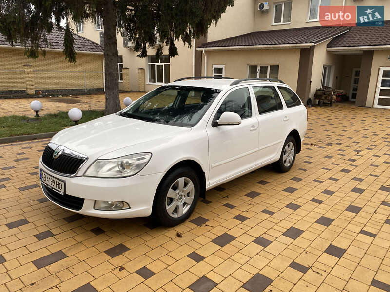 Универсал Skoda Octavia 2012 в 