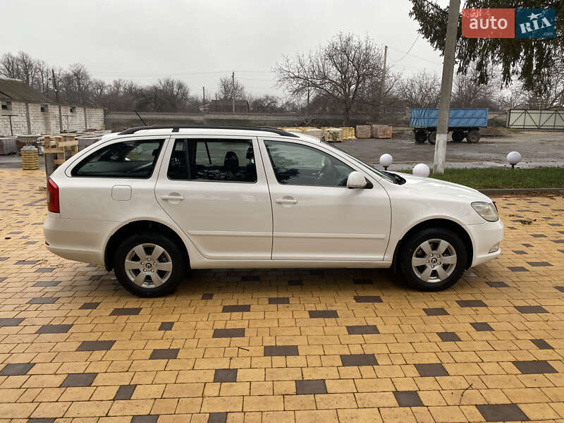 Універсал Skoda Octavia 2012 в Тульчині фото 3 Універсал Skoda Octavia 2012 в Тульчині