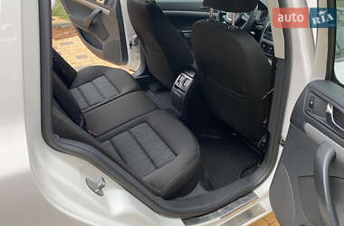 Универсал Skoda Octavia 2012 в 