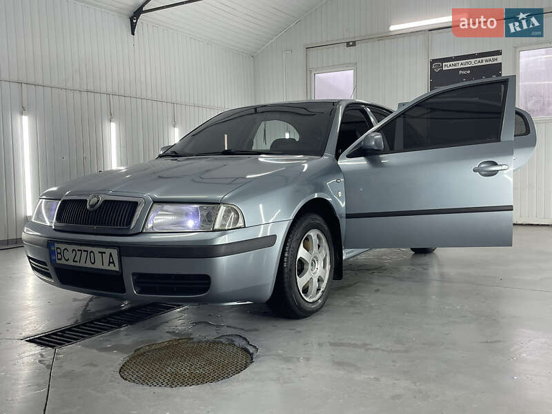 Лифтбек Skoda Octavia 2002 в Буске
