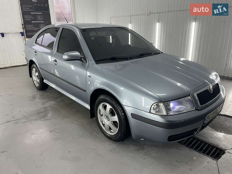 Лифтбек Skoda Octavia 2002 в Буске