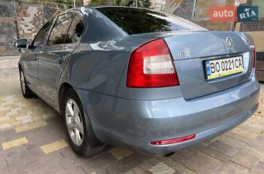 Лифтбек Skoda Octavia 2011 в 