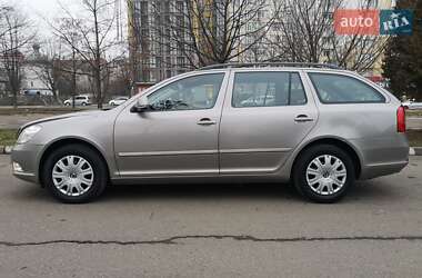 Універсал Skoda Octavia 2010 в Калуші