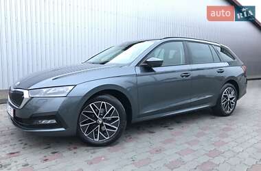 Универсал Skoda Octavia 2021 в Львове