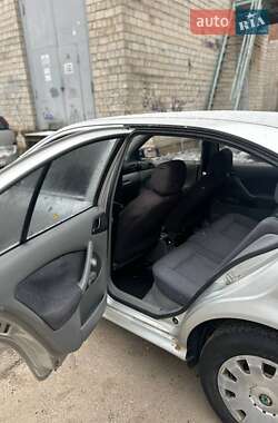 Лифтбек Skoda Octavia 2004 в 