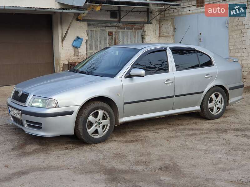 Лифтбек Skoda Octavia 2006 в Харькове