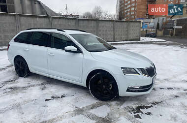 Універсал Skoda Octavia 2017 в Хмельницькому