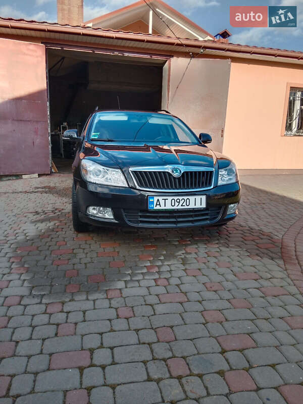 Універсал Skoda Octavia 2009 в Рожнятові