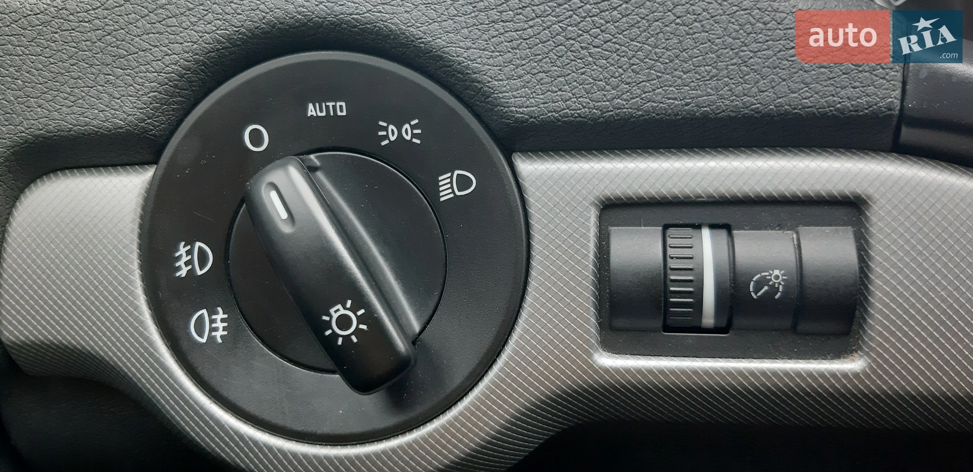 2013 Skoda Octavia - мініатюра 17