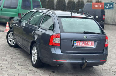 Универсал Skoda Octavia 2011 в Сарнах