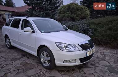 Универсал Skoda Octavia 2012 в Новомосковске