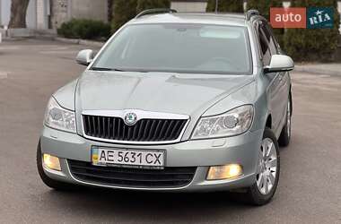 Універсал Skoda Octavia 2011 в Дніпрі