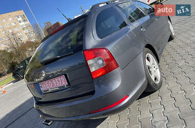 Універсал Skoda Octavia 2010 в Луцьку