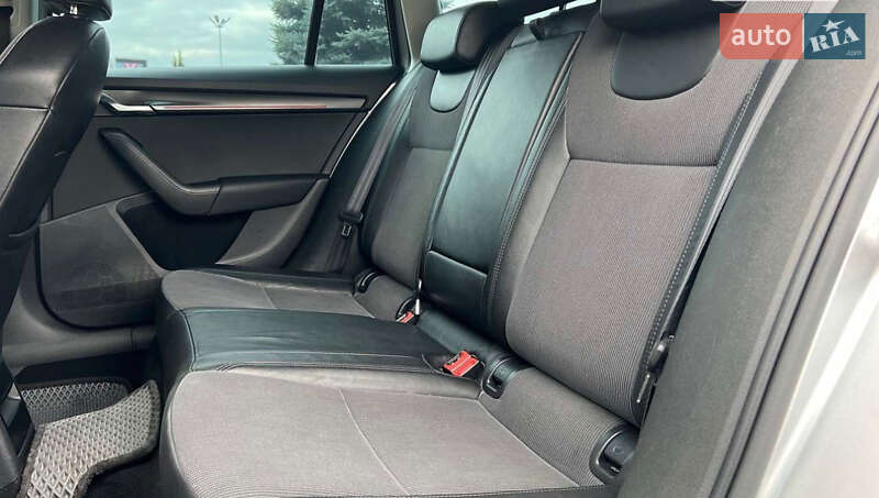 Универсал Skoda Octavia 2018 в Коростене