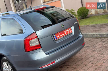 Универсал Skoda Octavia 2012 в Стрые