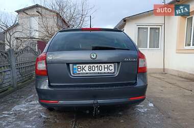 Универсал Skoda Octavia 2012 в Оженине