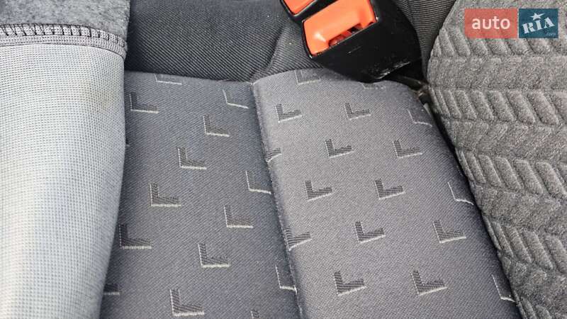 Лифтбек Skoda Octavia 2004 в Полтаве