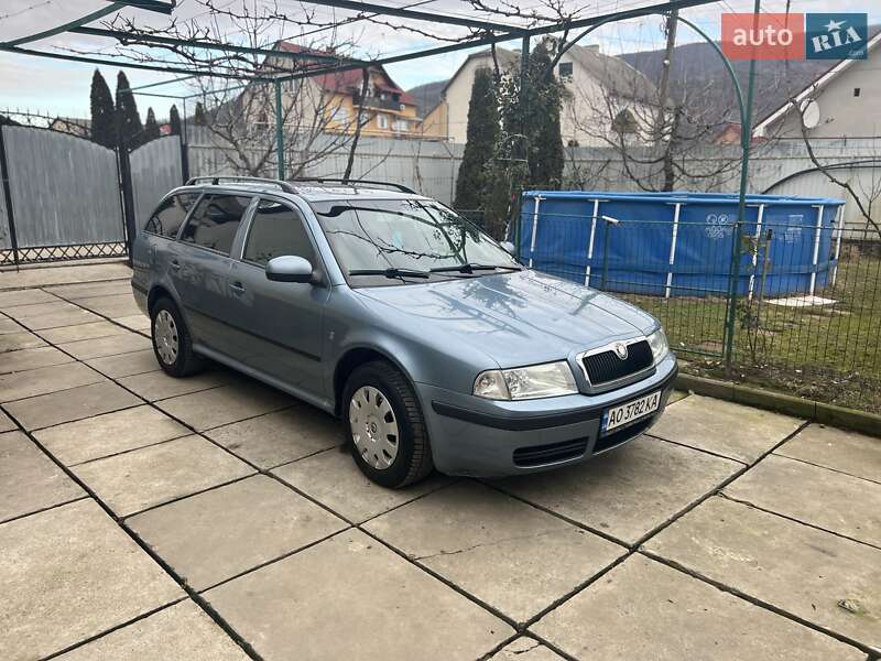 Универсал Skoda Octavia 2010 в Виноградове