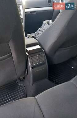 Лифтбек Skoda Octavia 2011 в 