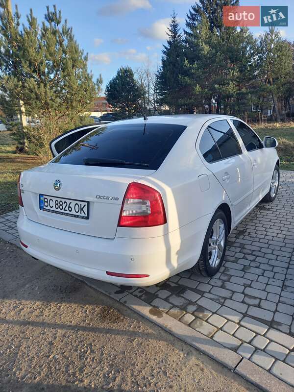 Лифтбек Skoda Octavia 2011 в Самборе