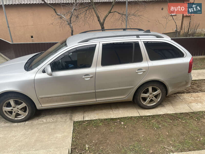 Універсал Skoda Octavia 2012 в Іршаві