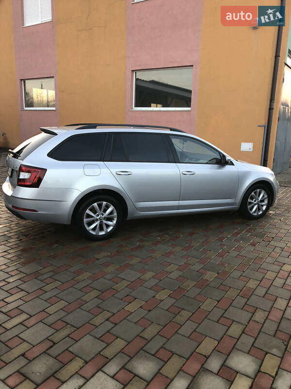 Универсал Skoda Octavia 2017 в Ужгороде