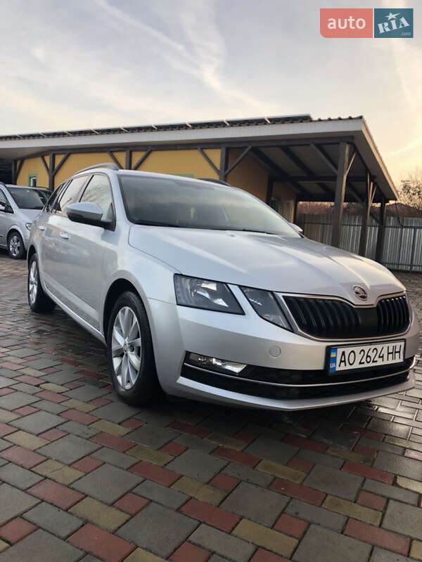 Универсал Skoda Octavia 2017 в Ужгороде