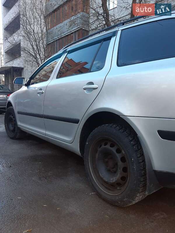 Універсал Skoda Octavia 2007 в Чернігові
