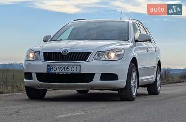 Универсал Skoda Octavia 2010 в Тернополе