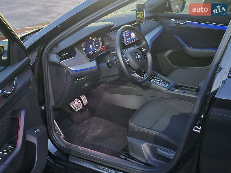 Универсал Skoda Octavia 2021 в Ровно