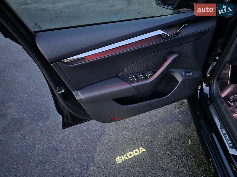 Универсал Skoda Octavia 2021 в Ровно