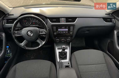 Лифтбек Skoda Octavia 2015 в Луцке