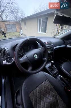 Ліфтбек Skoda Octavia 2005 в Тульчині