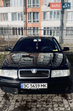 Хэтчбек Skoda Octavia 2005 в 