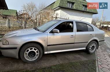 Лифтбек Skoda Octavia 2004 в 