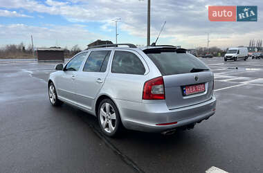 Универсал Skoda Octavia 2010 в 