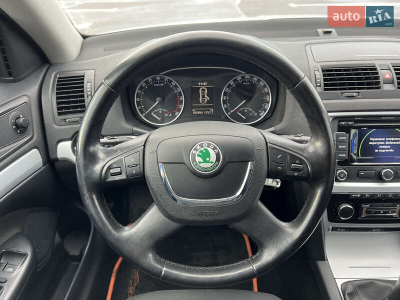 Універсал Skoda Octavia 2010 в Луцьку