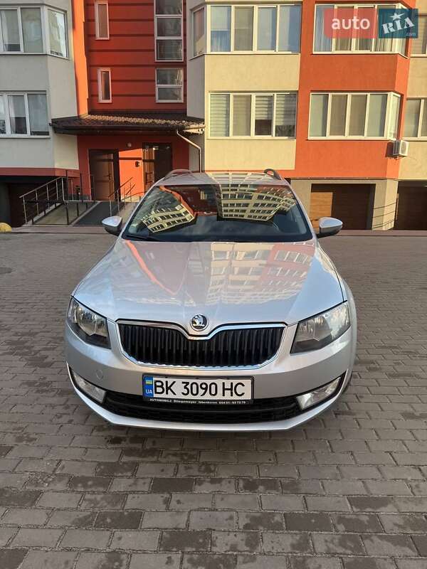 Универсал Skoda Octavia 2013 в Вараше фото 12 Универсал Skoda Octavia 2013 в Вараше
