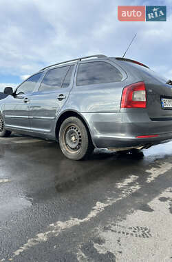 Універсал Skoda Octavia 2010 в 