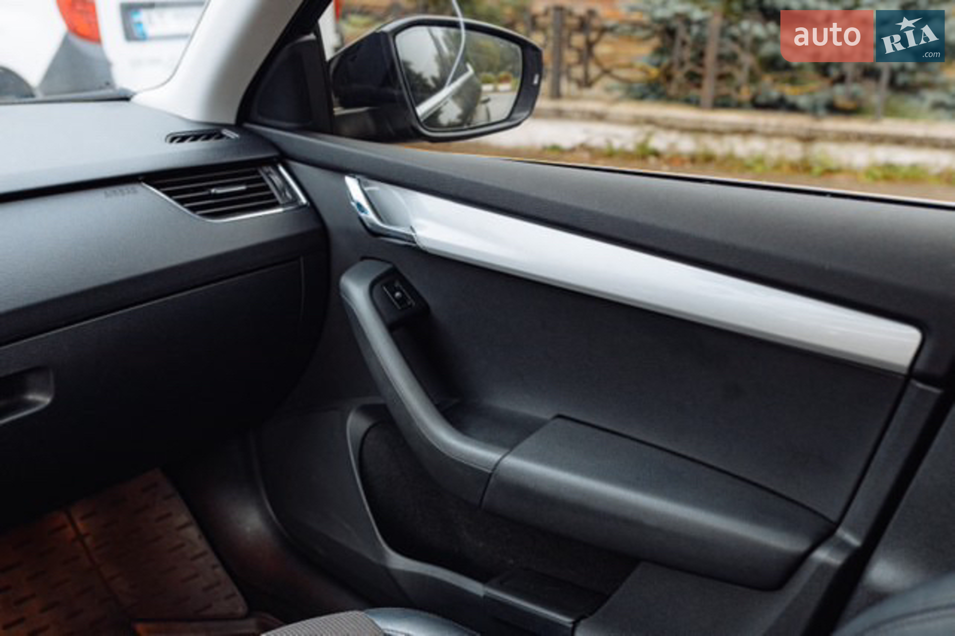 2015 Skoda Octavia - мініатюра 22