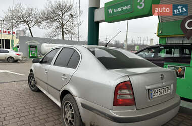 Лифтбек Skoda Octavia 2006 в Одессе